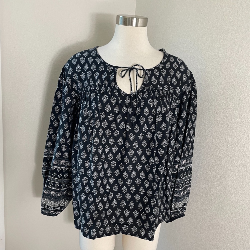Old Navy Womens Medium Front Neck Tie Long Sleeve Boho Shirt Top Blouse